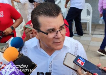 Covid-19 no es tema de alarma en Mazatlán: Edgar González