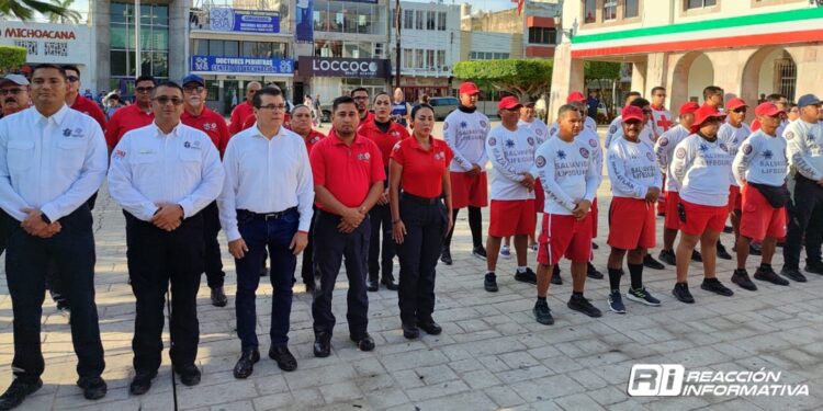 Escuadrón Acuático de Mazatlán crecerá con integrantes de PC: Edgar González