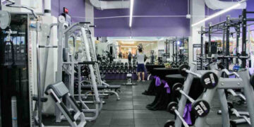 Joven muere en el gimnasio tras golpearse con una máquina de ejercicio