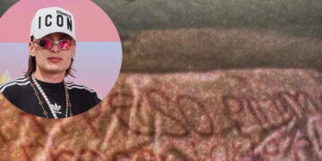 Amenazan a Peso Pluma con ‘narcomantas’ en Tijuana