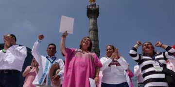 Xóchitl Gálvez recibe coordinación del Frente Amplio: ‘Vamos a abrir Palacio Nacional’
