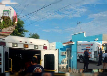 Pareja es atacada a navajazos en Mazatlán; hombre muere en el lugar