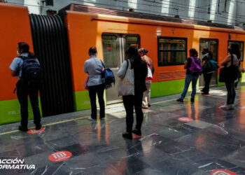 Realizan en el Metro de la CDMX jornada antisuicida