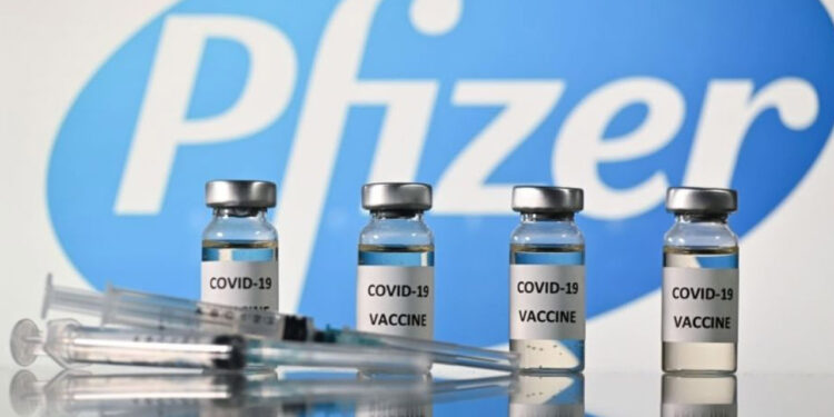 Pfizer pide a Cofepris autorización de vacuna actualizada contra Covid-19
