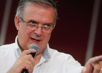 Ebrard confirma que Morena admitió recurso de queja que presentó por proceso interno