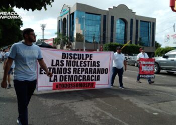 Trabajadores de PJF marchan en Culiacán; exigen la independencia judicial