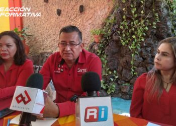 “Somos más que 53” exige retiro de financieras de la nómina educativa