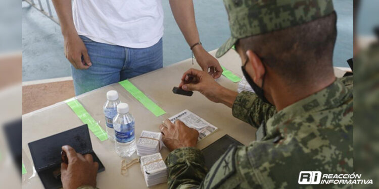 ¡Atención jóvenes! El viernes 13 de octubre es el último día para tramitar la cartilla del Servicio Militar.