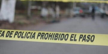 Encuentran cuerpo de hombre con heridas de arma blanca en San Miguel Zapotitlán