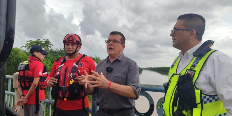 Acompaña Edgar González, recorrido de búsqueda de Pedro Alberto en Mazatlán