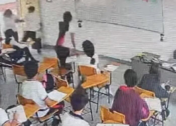 Video: En plena clase un alumno apuñala a su maestra en Ramos Arizpe, Coahuila