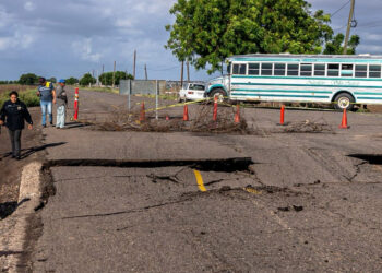 Realiza Gobierno recorrido por caminos y carreteras dañadas por “Norma”