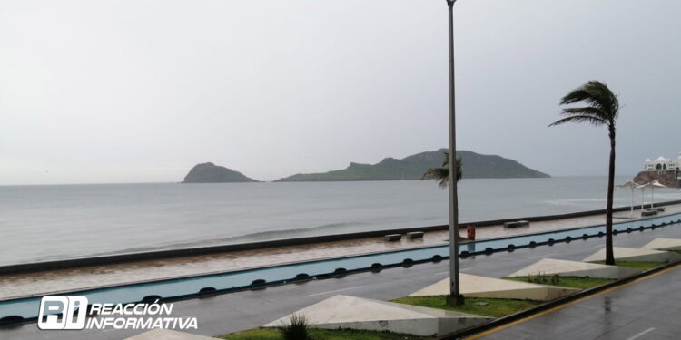 “Lidia” podría dirigirse hacia Sinaloa el próximo martes