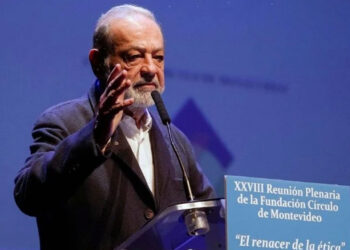 Slim quiere nueva jornada laboral: trabajar 12 horas diarias… pero descansar 4 días