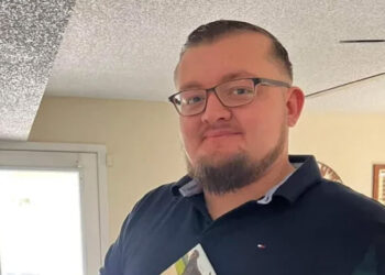 Lo Mataron al Confundir su Celular con un Arma; Así lo Despidió su Mamá