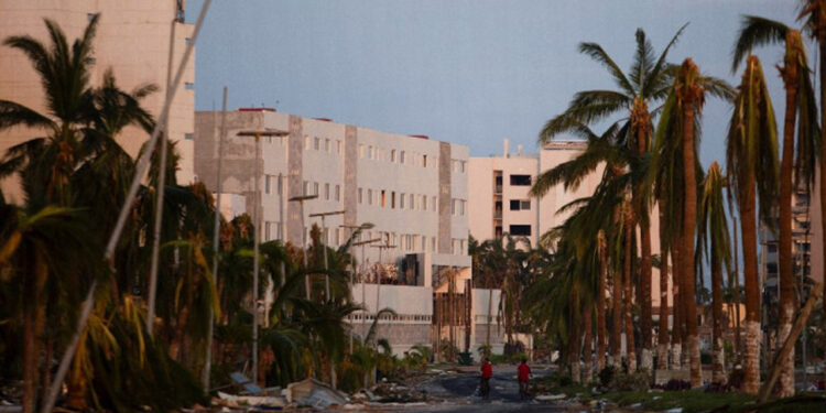 López Obrador asegura que se avisó con tiempo de huracán ‘Otis’; “tuvimos suerte”