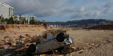El Gobierno de López Obrador actualiza el saldo tras la catástrofe de ‘Otis’: al menos 39 muertos y 10 desaparecidos