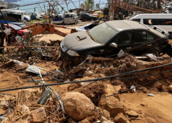 Migrantes se ofrecen para trabajar en la reconstrucción de Acapulco