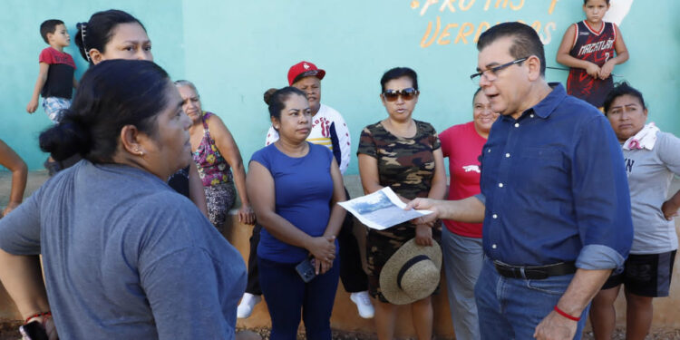“Edgar González es el primer presidente que pisa la Colonia Universo y nos escucha”, Zoraida Rodríguez González, vecina de la calle Cielo