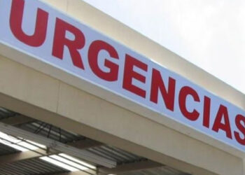 Joven de 17 años resulta herida por bala en la cabeza tras asalto a empresa inmobiliaria en Mazatlán