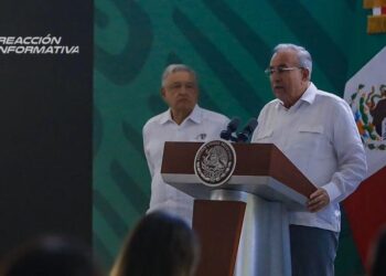 El gobernador hace bien en denunciar la corrupción en la UAS: AMLO