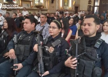 Misa, reconocimientos y aumento salarial: Así el día del policía en Culiacán