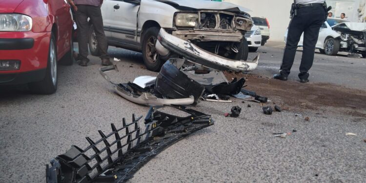 Choque deja 4 personas lesionadas en Culiacán