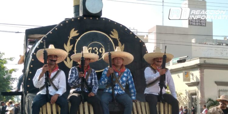 Con desfile Cívico-Deportivo conmemoran culiacanenses el 113 aniversario de la Revolución Mexicana