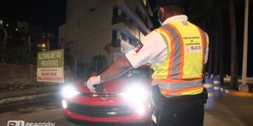 Juez cívico sanciona a 49 conductores por dar positivo en examen de Alcoholimetría, dos fueron llevados a celdas