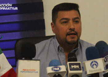 Evaristo Corrales pide rendir cuentas sobre “Luminarias” en Mazatlán