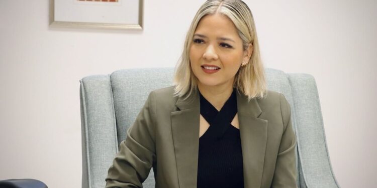 Estrella Palacios dispuesta a postularse para Alcaldía de Mazatlán con el aval de Morena