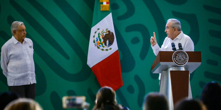 Rocha reitera ante AMLO su trato institucional con la UAS, no obstante, los problemas legales que enfrentan sus autoridades