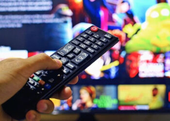 Día Mundial de la Televisión: ¿Cuánto tiempo pasan las personas frente a una pantalla?