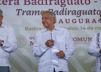 Incrementar la conectividad de Sinaloa con Chihuahua, objetivo fundamental de la carretera Badiraguato – Parral: López Obrador en inauguración conjunta con Rocha Moya