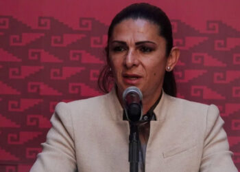Ana Guevara sugiere a AMLO no dar apoyo económico que prometió a medallistas para donarlo a Acapulco