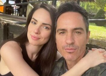 Mauricio Ochmann anuncia rompimiento con Paulina Burrola