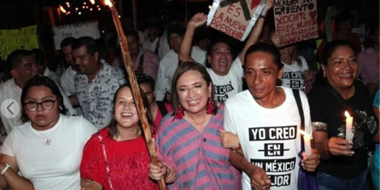 Arranca Xóchitl Gálvez de madrugada en Coyuca
