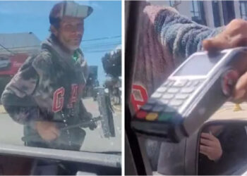 Limpiaparabrisas se vuelve viral tras sacar terminal y aceptar pago con tarjeta