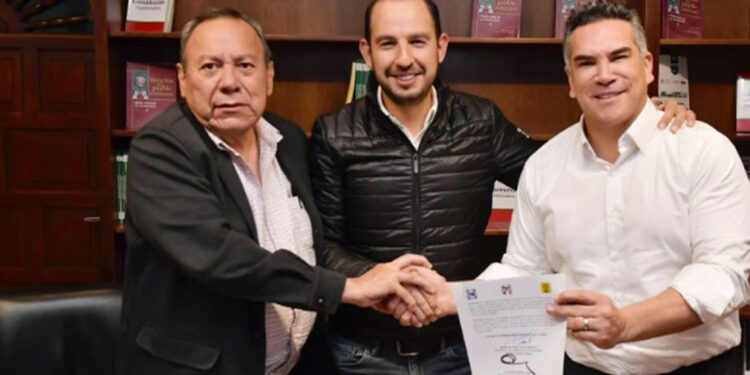 La alianza opositora designa al panista Santiago Taboada como candidato para la Ciudad de México