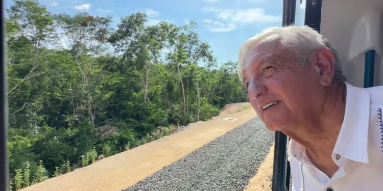Superfamacia, Tren Maya, Interoceánico, Aeropuerto de Tulum… las inauguraciones de AMLO para diciembre