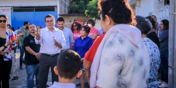 “Atacaremos el problema, de raíz”: arranca obra de sustitución de drenaje en Villa Galaxia