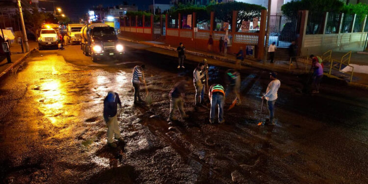 Bachean avenidas Enrique Pérez Arce y Las Américas en la Juárez, así como avenida Las Torres frente a La Joya
