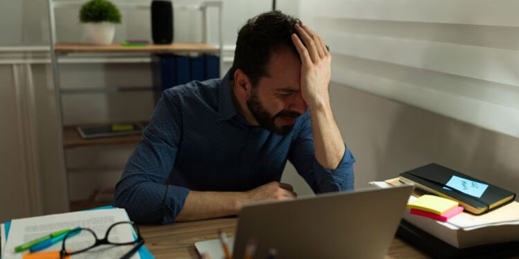 Cáncer de origen laboral, pérdida del embarazo y estrés grave: así es la nueva la tabla de enfermedades de trabajo en México