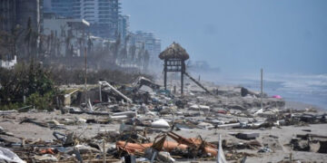 Declaran zona de desastre en 47 municipios de Guerrero tras ser devastados por “Otis”