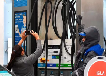 Aumento de los combustibles: las empresas del sector aseguran que es inminente una suba promedio del 37 por ciento