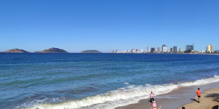 Lunes despejado y con condiciones estables en Mazatlán