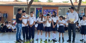 El sector educativo demanda toda nuestra atención”: Memo Romero