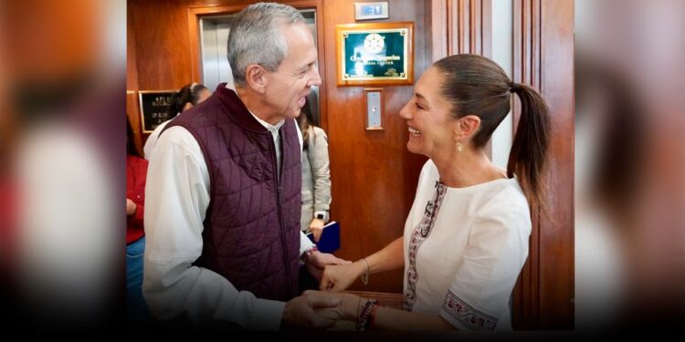 Pese a recomendación del gobernador de que MORENISTAS no vayan a mitines, Vargas Landeros asiste a evento de Sheinbaum en Topolobampo