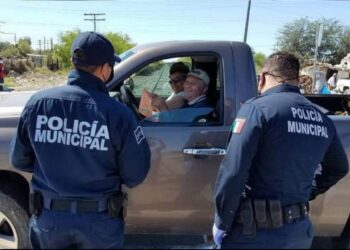 Alcalde de Mazatlán agarra “infraginti” a policías en retén ilegal
