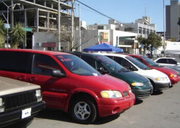 Regularizarán autos ‘chocolates’ en año electoral